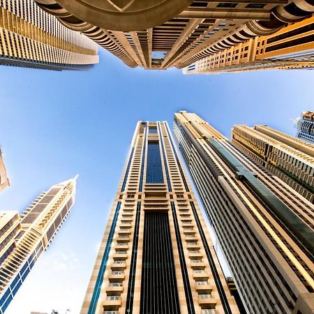 Small Budget Rooms For 'Girls' Only In Dubai, Marina Ngoại thất bức ảnh